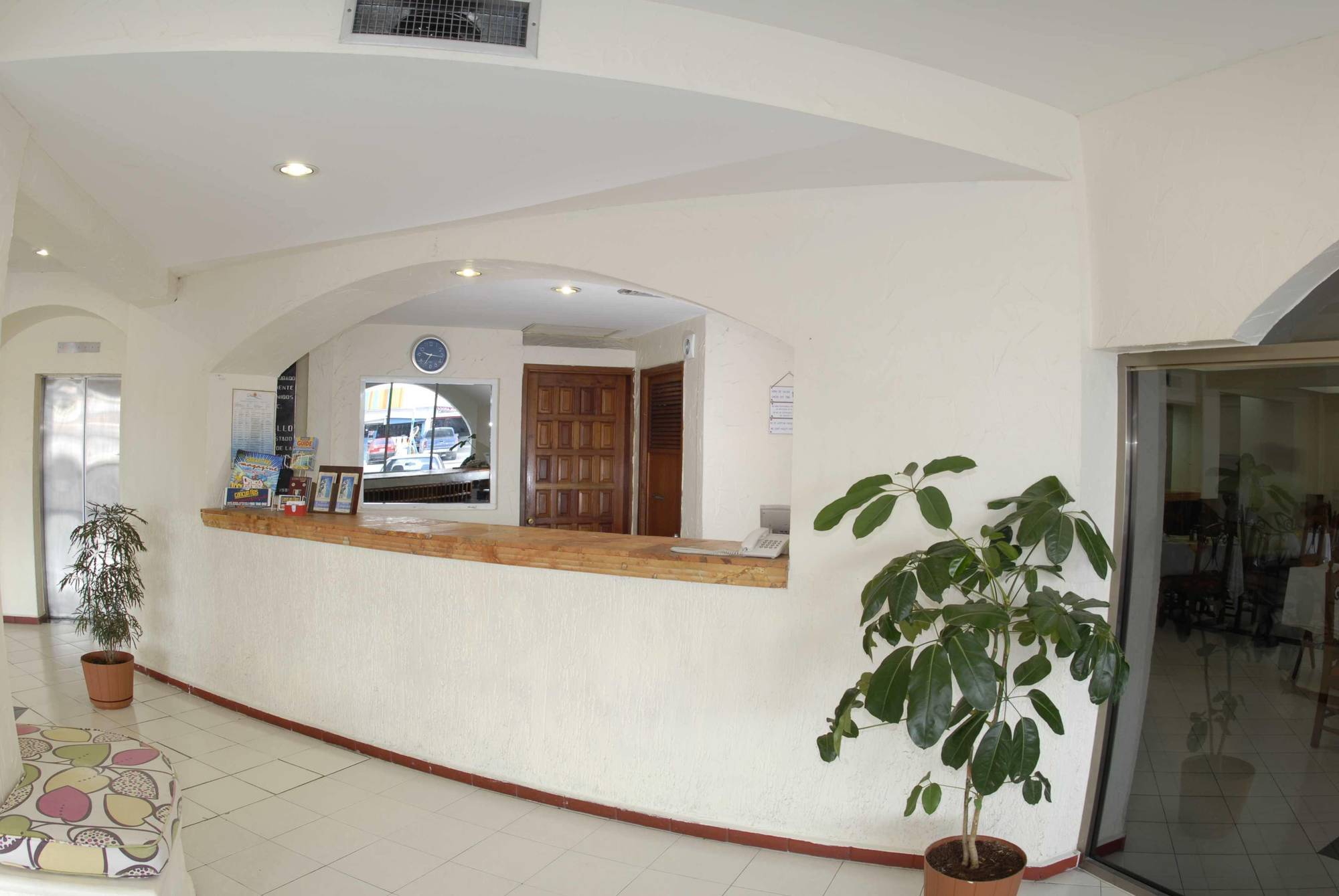 Hotel Batab Cancún Buitenkant foto